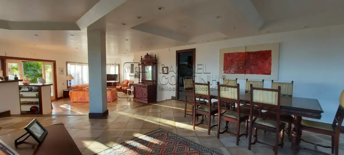 Casa Imperial em São Pedro da Aldeia/RJ. AT:2000m² AC:650m² . DESOCUPADA. Aceita Financiamento.
