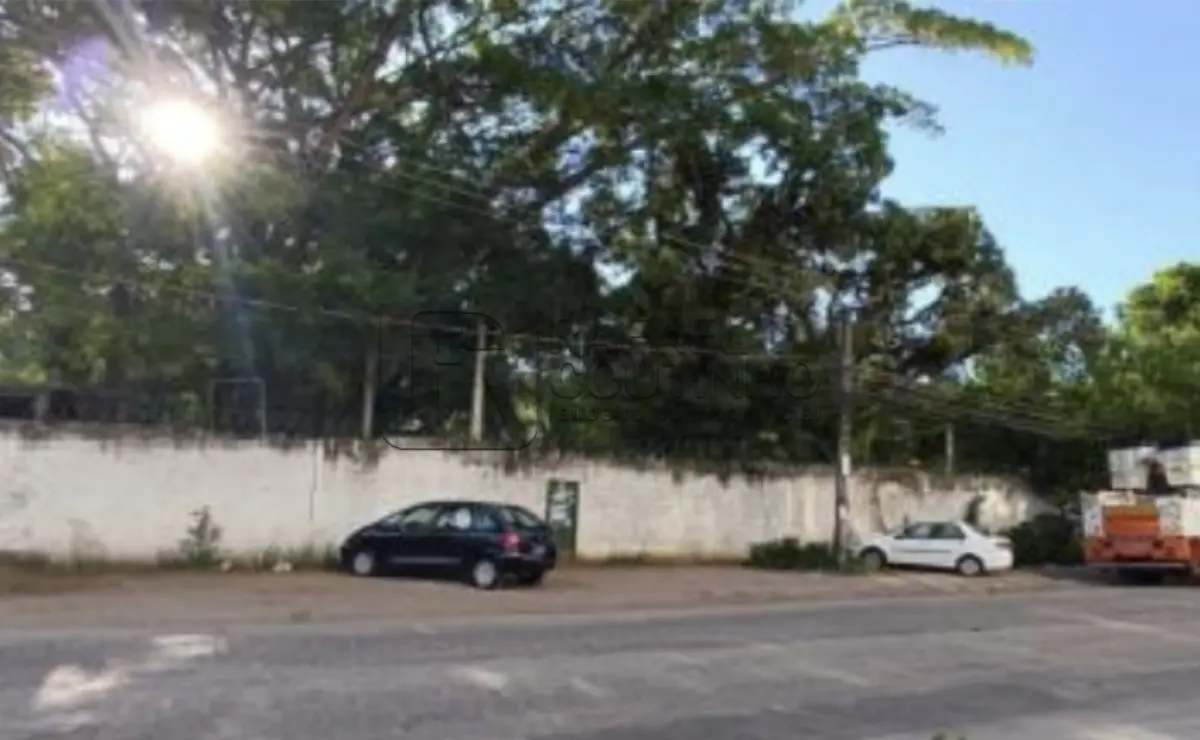 LOTE ÚNICO - Terreno Aprox. 6.400 m² na Barra Olímpica/RJ – VENDA DIRETA CONDICIONADA BANCO SAFRA. Aceita Financiamento.