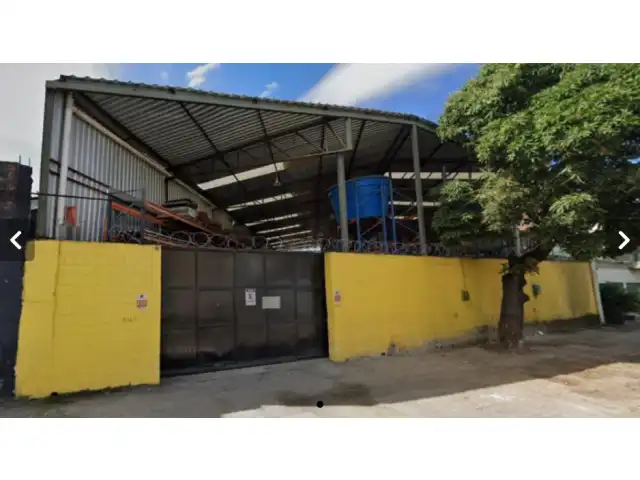 Área 350 m² - Realengo/RJ - Terreno e respectiva construção.