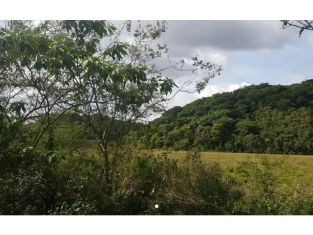 Terreno 2.220m² - Loteamento "Mansões do Parquequer", Bairro da Prata, Teresópolis/RJ. Terreno e Respectivas Construções. Pague em até 60 vezes.