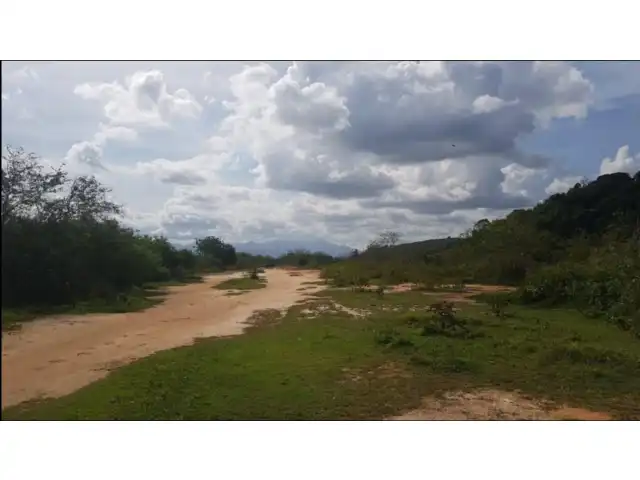 Lote de Terras - Área 113.615m² - Núcleo Colonial São Bento, Belford Roxo/RJ. Terreno e Respectivas Construções. Pague em até 60 vezes.