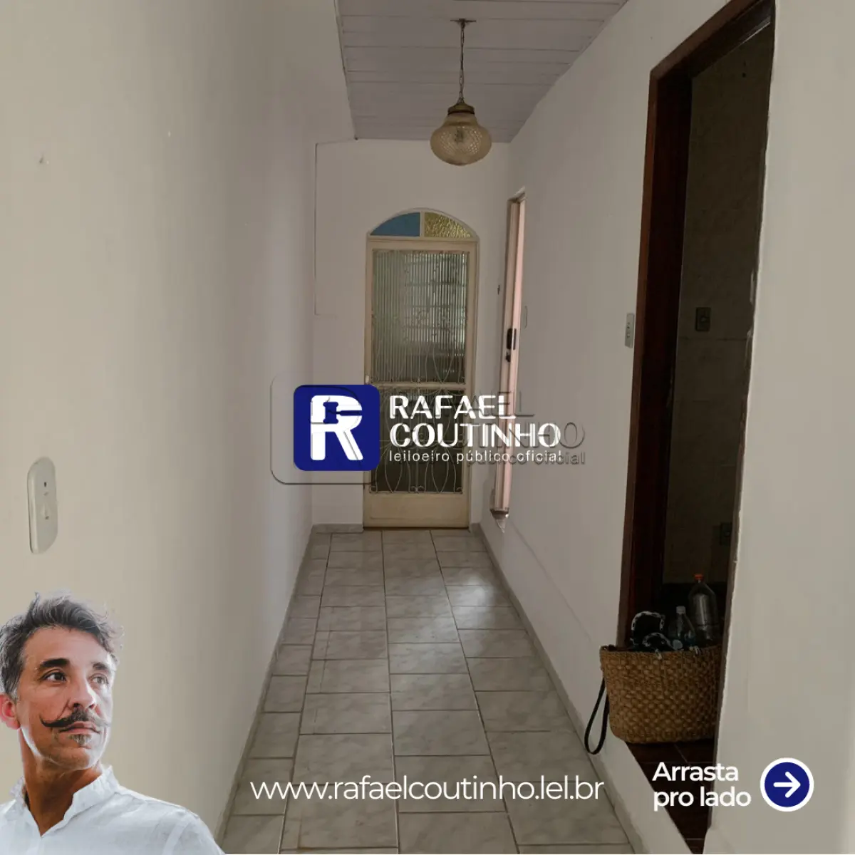 LOTE ÚNICO - Casa 2 Pavimentos com Área Gourmet e 4 Vagas de Garagem