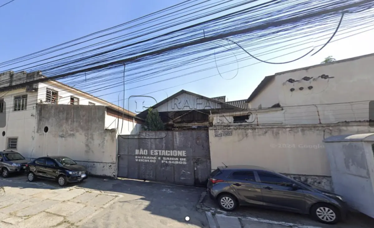 LOTE ÚNICO - Área anexa ao prédio da antiga IPECOL na R. Antunes Maciel, 273. Terreno e Respectivas Construções. Pague em até 60 vezes.