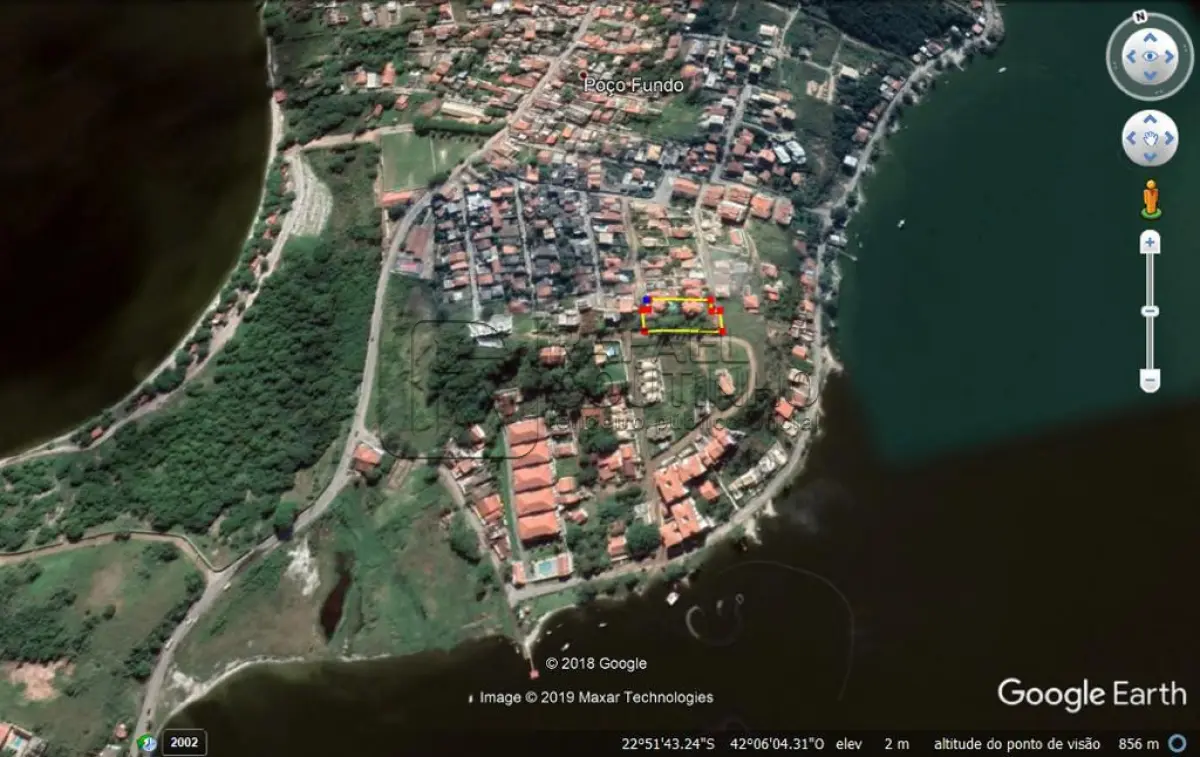 LOTE ÚNICO - Casa Imperial em São Pedro da Aldeia/RJ. AT:2000m² AC:650m² . DESOCUPADA. Aceita Financiamento.