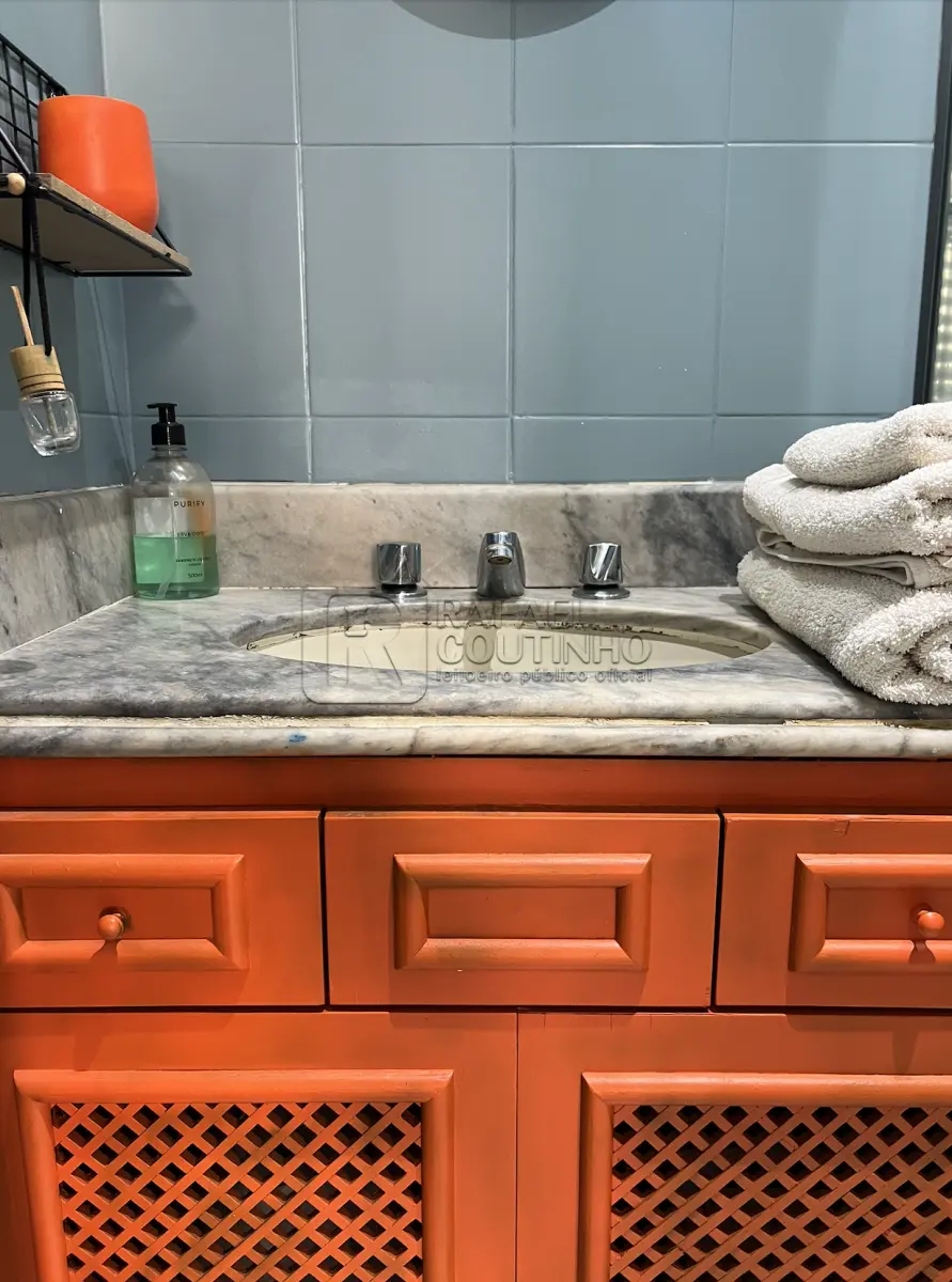 LOTE ÚNICO - Apartamento 145m2 em Copacabana/RJ. Condomínio aceita Airbnb. Imóvel DESOCUPADO. Aceita Financiamento.