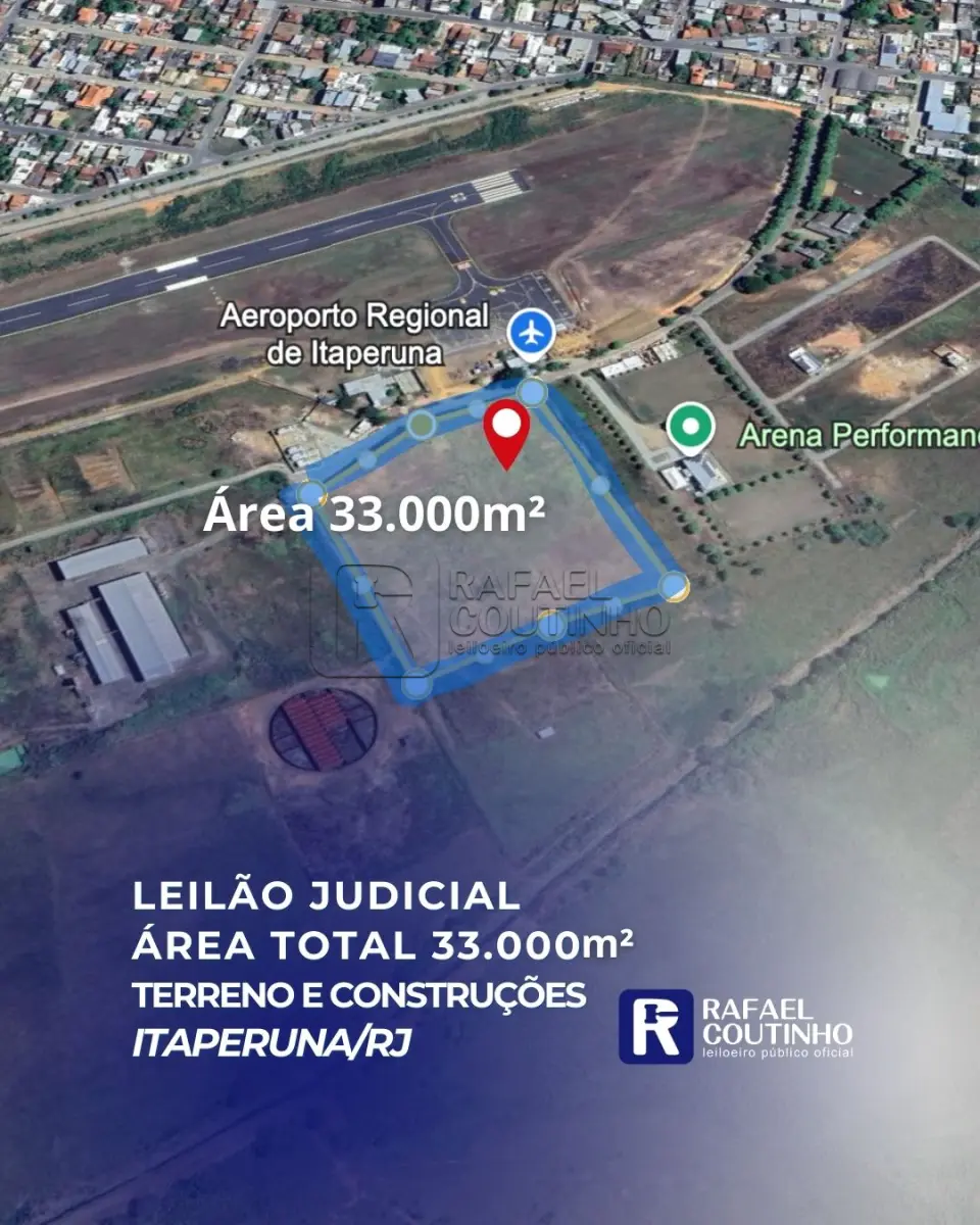 LOTE ÚNICO - Lote de Terras anexas ao Aeroporto de Itaperuna/RJ - Área total 33.000m². Terreno e Respectivas Construções. Pague em até 60 vezes.