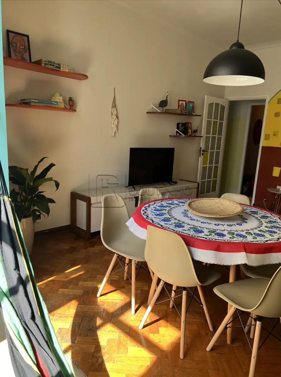 LOTE ÚNICO - Apartamento 145m2 em Copacabana/RJ. Condomínio aceita Airbnb. Imóvel DESOCUPADO. Aceita Financiamento.