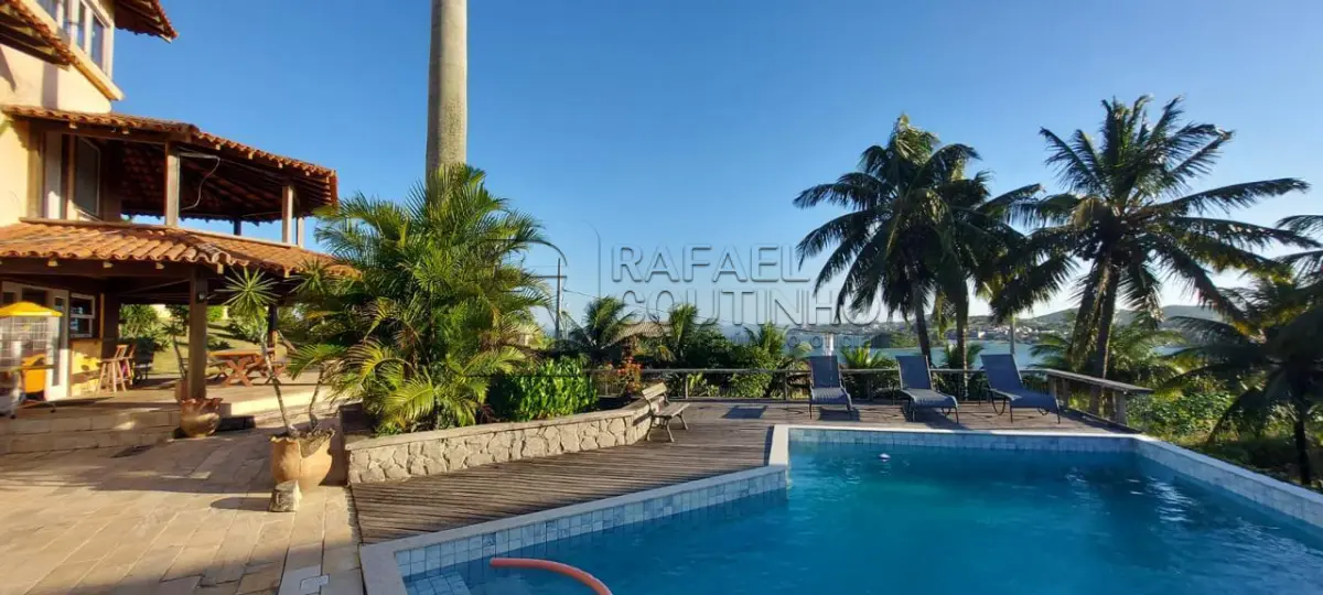 LOTE ÚNICO - Casa Imperial em São Pedro da Aldeia/RJ. AT:2000m² AC:650m² . DESOCUPADA. Aceita Financiamento.