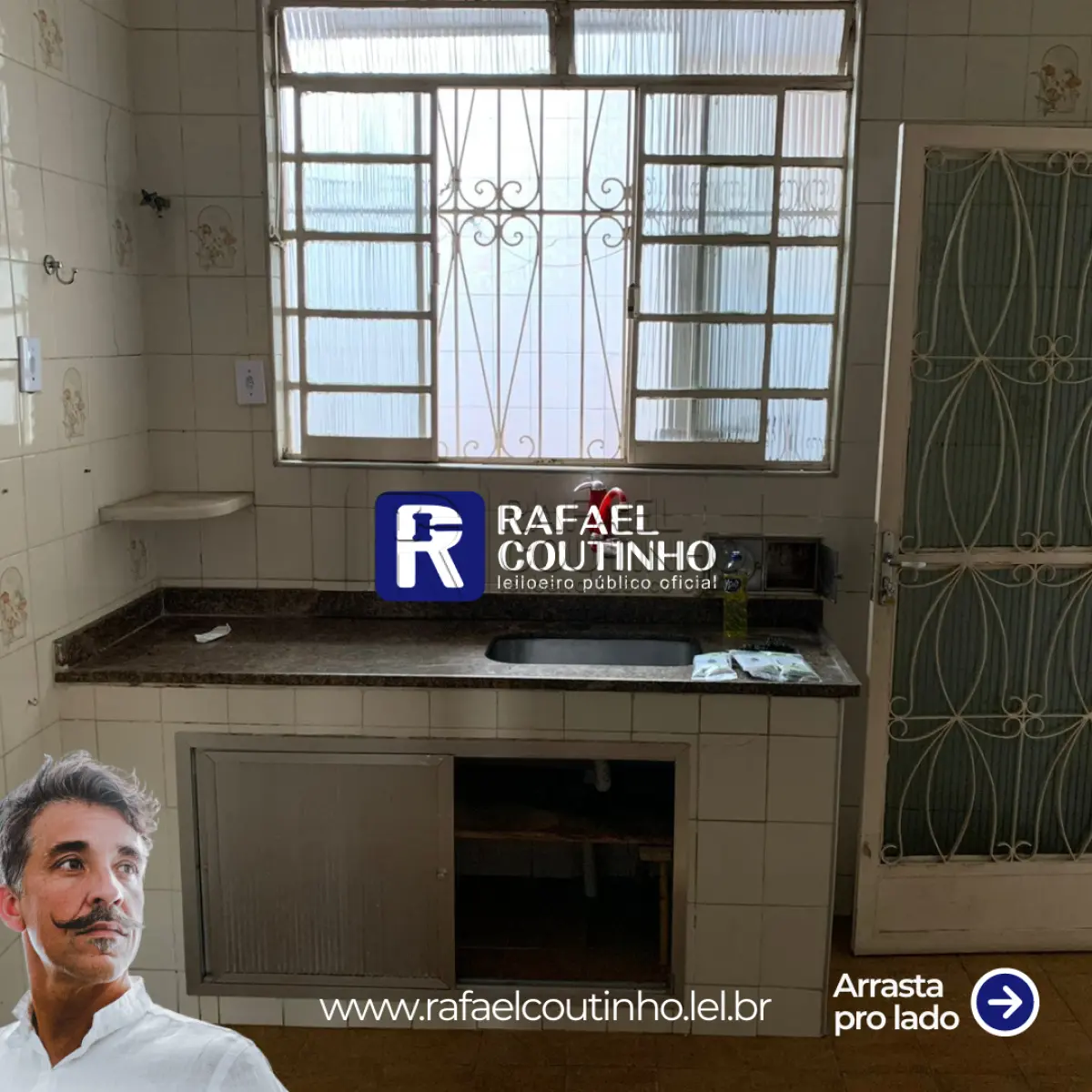 LOTE ÚNICO - Casa 2 Pavimentos com Área Gourmet e 4 Vagas de Garagem