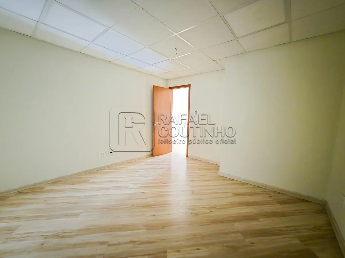 LOTE ÚNICO - Imóvel comercial localizado à Rua Sete de Setembro 124, 3º andar, Centro, Rio de Janeiro,RJ. Aceita Financiamento. DESOCUPADO.