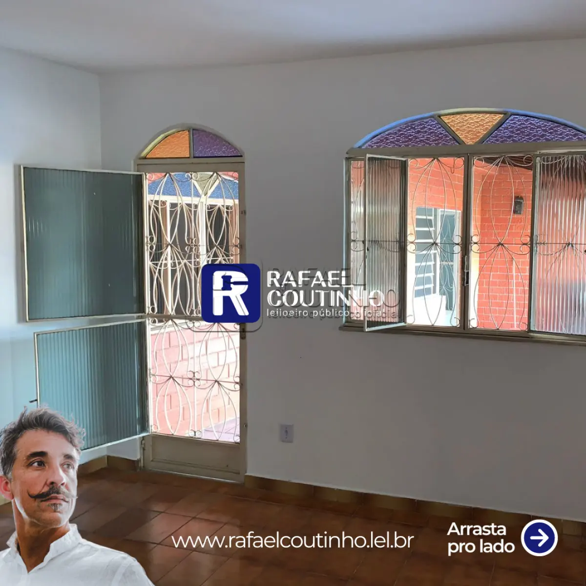 LOTE ÚNICO - Casa 2 Pavimentos com Área Gourmet e 4 Vagas de Garagem