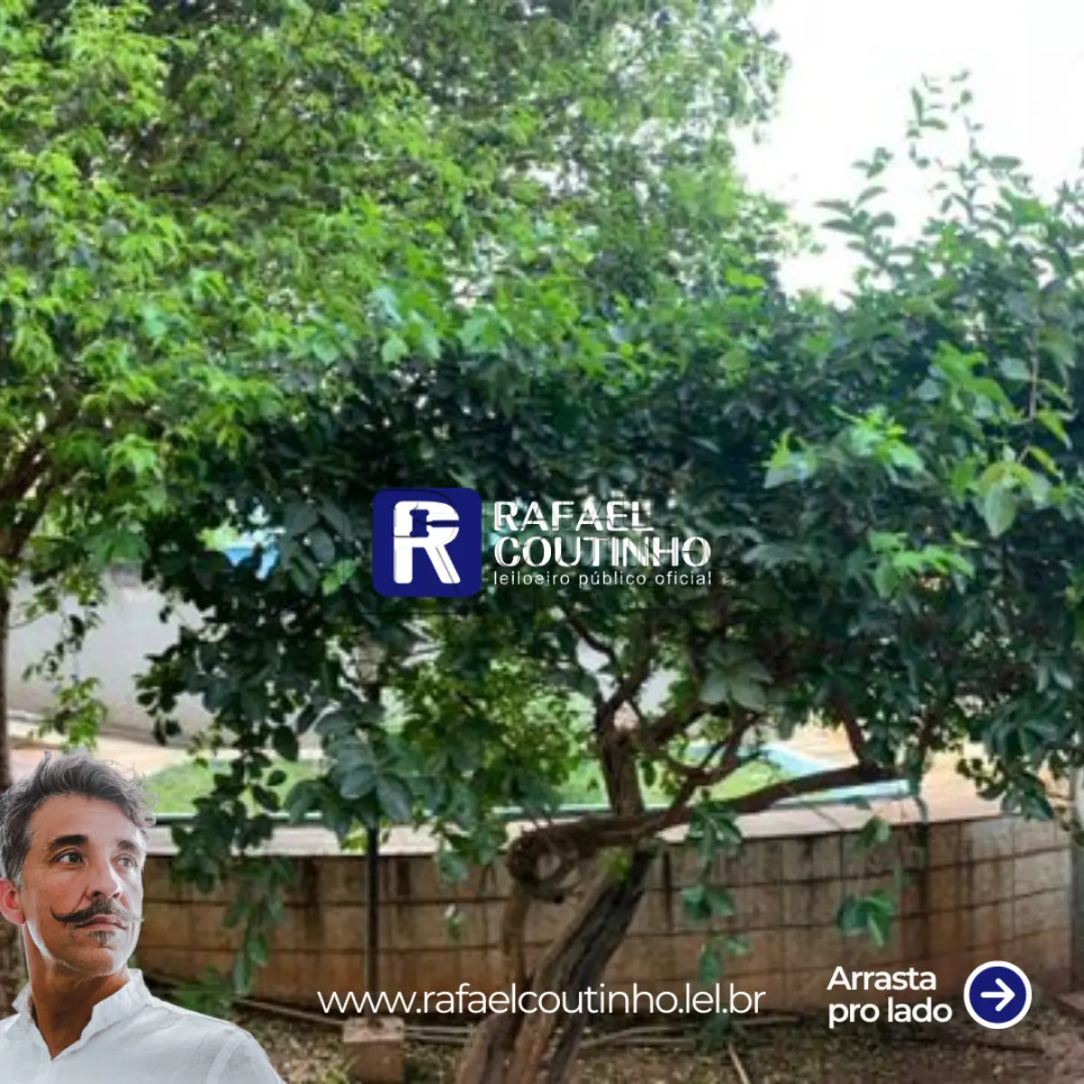 LOTE ÚNICO - Casa 2 Pavimentos com Área Gourmet e 4 Vagas de Garagem