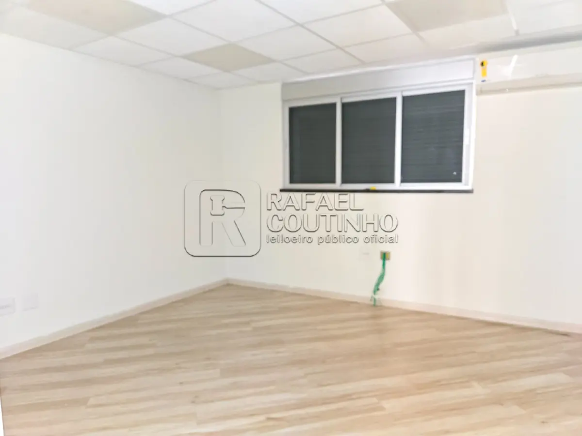 LOTE ÚNICO - Imóvel comercial localizado à Rua Sete de Setembro 124, 3º andar, Centro, Rio de Janeiro,RJ. Aceita Financiamento. DESOCUPADO.
