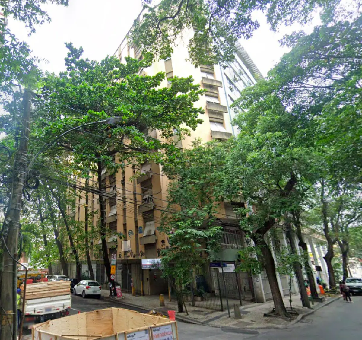 LOTE Único - Prédio Comercial - 9 Pavimentos - Terreno 356m² - Área Construída 2.600m² - Botafogo/RJ