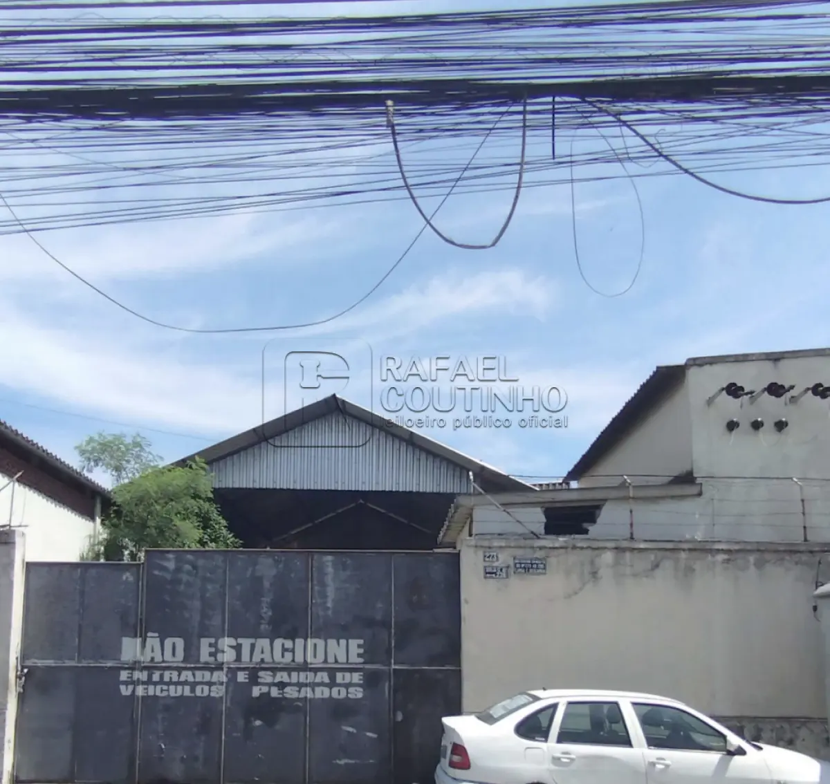 LOTE ÚNICO - Área anexa ao prédio da antiga IPECOL na R. Antunes Maciel, 255-B. Terreno e Respectivas Construções. Pague em até 60 vezes.