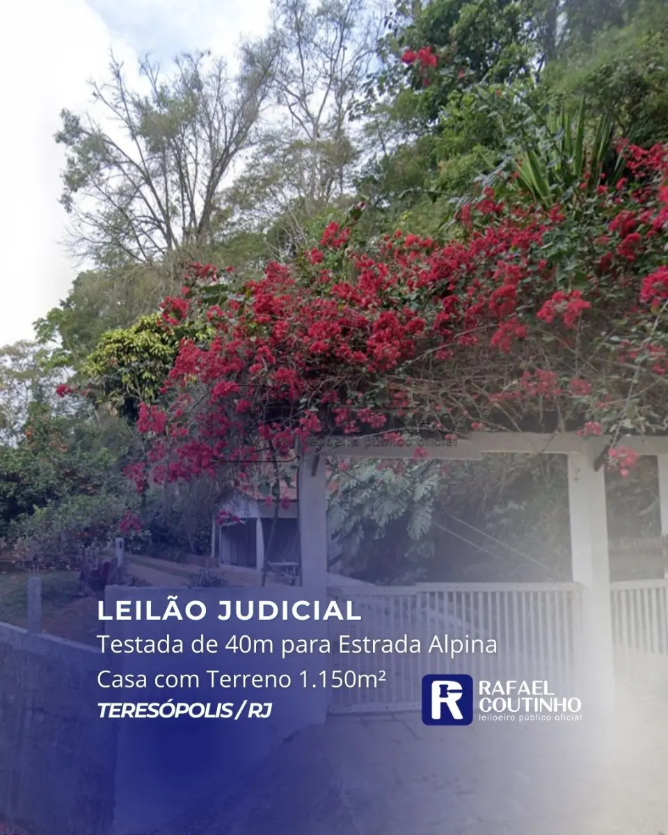 LOTE ÚNICO - Casa com Terreno de 1.150m² em Três Córregos, Teresópolis/RJ. Possui testada de 40m para Est. Alpina. Terreno e Respectivas Construções. Pague em até 60 vezes.