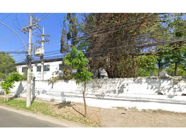 Área 17.323m² - Rio de Janeiro/RJ - Centro Esportivo Castelo Branco - Terreno e respectiva construção - Pague em até 60 vezes.