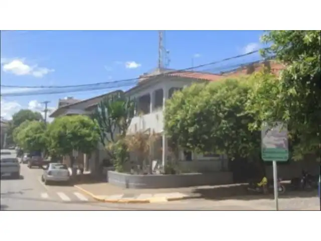 Casa Duplex com 300m² de terreno - Santo Antônio de Pádua/RJ. Terreno e Respectivas Construções. Pague em até 60 vezes.