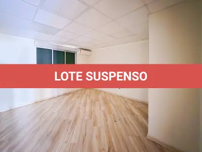 LOTE ÚNICO - Imóvel comercial localizado à Rua Sete de Setembro 124, 3º andar, Centro, Rio de Janeiro,RJ. Aceita Financiamento. DESOCUPADO.
