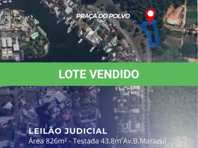 LOTE ÚNICO - Área 826m² com testada de 43,8m para Av. Blvd. Marazul - Cond Porto Bracuhy, Angra dos Reis/RJ. Terreno e Respectivas Construções. Pague em até 60 vezes.
