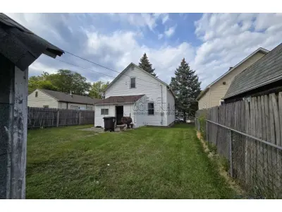 LOTE ÚNICO - VDI-IND-1005/2025 - Casa 2 Pavimentos, 2 Quartos e 2 Banheiros em Fort Wayne, Indiana, EUA. Área construída 142,76m².