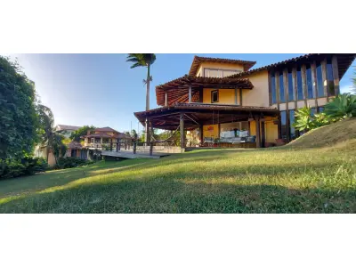 LOTE ÚNICO - Casa Imperial em São Pedro da Aldeia/RJ. AT:2000m² AC:650m² . DESOCUPADA. Aceita Financiamento.