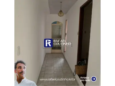 LOTE ÚNICO - Casa 2 Pavimentos com Área Gourmet e 4 Vagas de Garagem