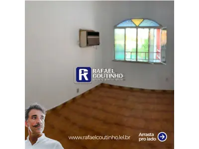 LOTE ÚNICO - Casa 2 Pavimentos com Área Gourmet e 4 Vagas de Garagem