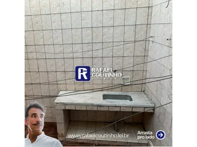 LOTE ÚNICO - Casa 2 Pavimentos com Área Gourmet e 4 Vagas de Garagem