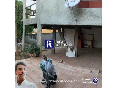 LOTE ÚNICO - Casa 2 Pavimentos com Área Gourmet e 4 Vagas de Garagem