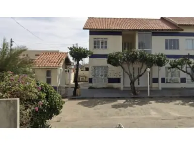 Casa Duplex de Frente para o Mar - 101m² - 3 Quartos, Varanda e 2 Vagas de Garagem - Condomínio Village dos Abricós - Farol de São Tomé/RJ. Pague em até 60 vezes.