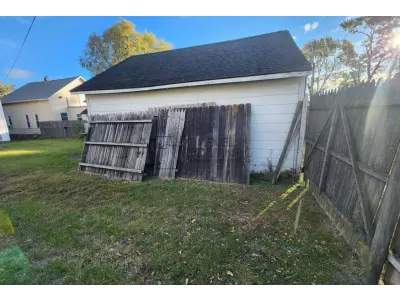 LOTE ÚNICO - VDI-IND-1005/2025 - Casa 2 Pavimentos, 2 Quartos e 2 Banheiros em Fort Wayne, Indiana, EUA. Área construída 142,76m².