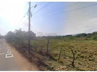 Lote único - área 50.820 m² - beira de pista - rio bonito/rj. terreno e respectivas construções. pague em até 60 vezes. aceita lance parcelado