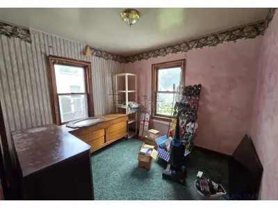 LOTE ÚNICO - VDI-IND-1005/2025 - Casa 2 Pavimentos, 2 Quartos e 2 Banheiros em Fort Wayne, Indiana, EUA. Área construída 142,76m².