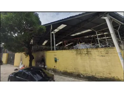 LOTE ÚNICO - Galpão Logístico - Área 1000m² - Terreno e Respectivas Construções. Pague em até 60 vezes.