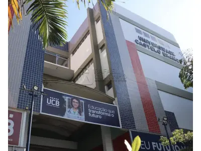 LOTE ÚNICO - Área aprox. 5.300m², onde funciona a Univ. Castelo Branco em Realengo/RJ. Terreno e Respectivas Construções. Pague em até 60 vezes.