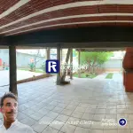 CASA 2 PAVIMENTOS COM ÁREA GOURMET E 4 VAGAS DE GARAGEM