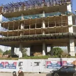 LOTE ÚNICO - Área 3.700m² - Terreno de esquina, localizado atrás do Posto Galop (Rodovia Presidente Dutra, Km 163, Parque Barreto, São João de Meriti - RJ, 21240-001 e em frente ao Dom Atacadista e ao shopping Grande Rio. Terreno e Respectivas Construções.