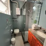 LOTE ÚNICO - Apartamento 145m2 em Copacabana/RJ. Condomínio aceita Airbnb. Imóvel DESOCUPADO. Aceita Financiamento.